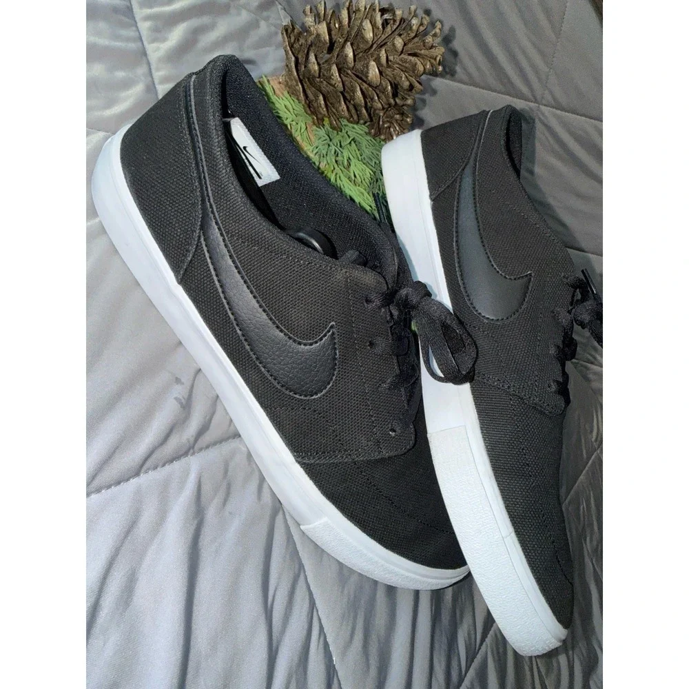Nike SB Portmore II Solarsoft Black White Skate Shoes Men's Size 10